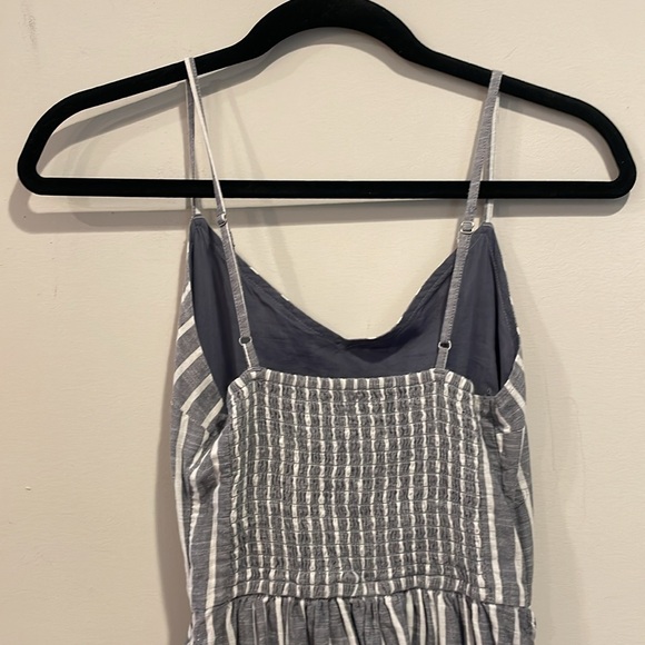 Abercrombie tied waist apron dress - blue and white stripe - linen blend - Picture 4 of 4